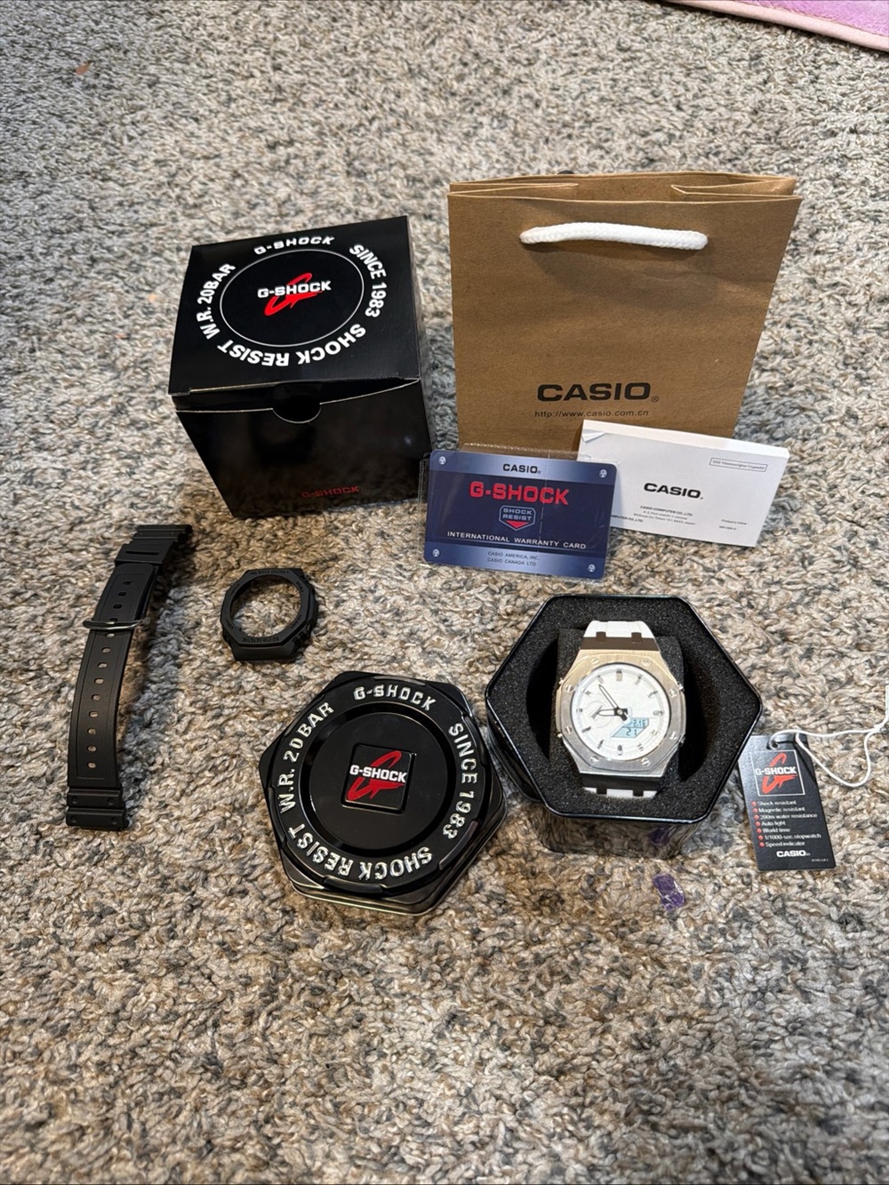 Casio G-Shock GA-2100 Custom Casioak White And Silver Mod . With Original Band